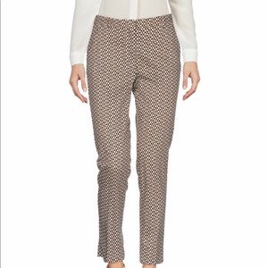 MaxMara WEEKEND cropped plants